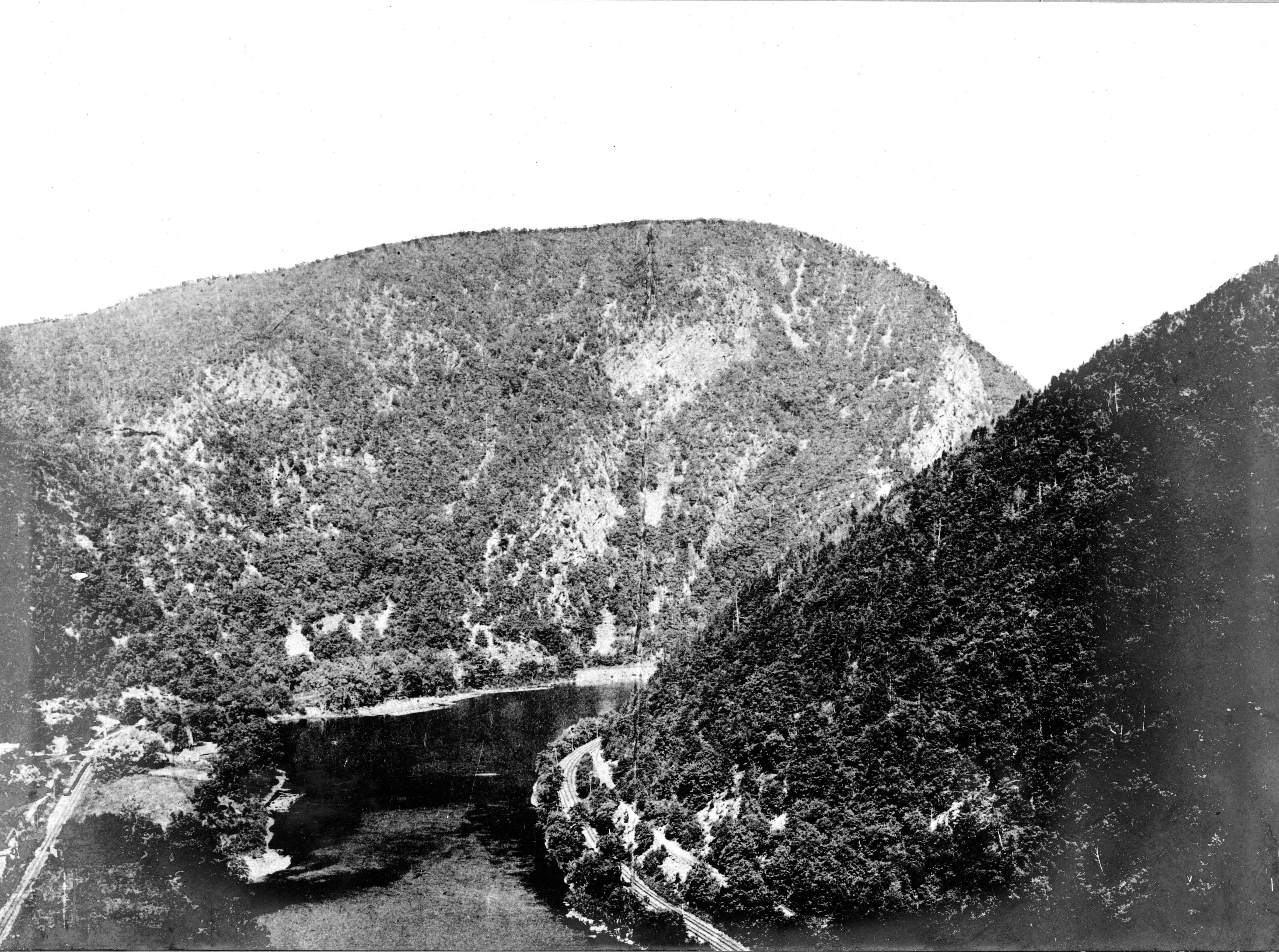 Classic view of the Delaware Water Gap from the west